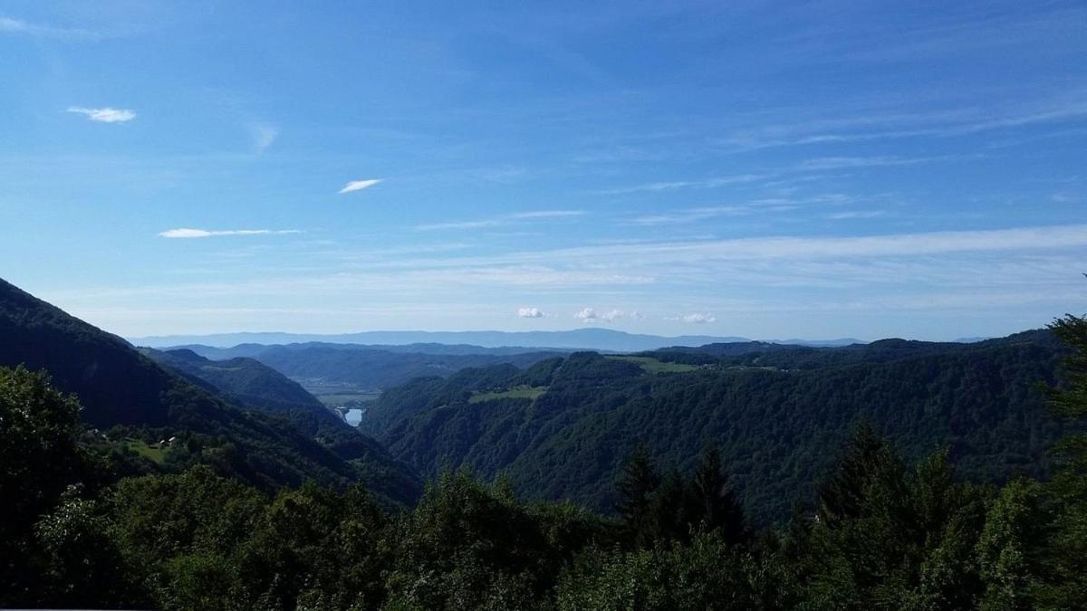 Aparthotel Planinski Dom Gore Dol pri Hrastniku Exterior foto